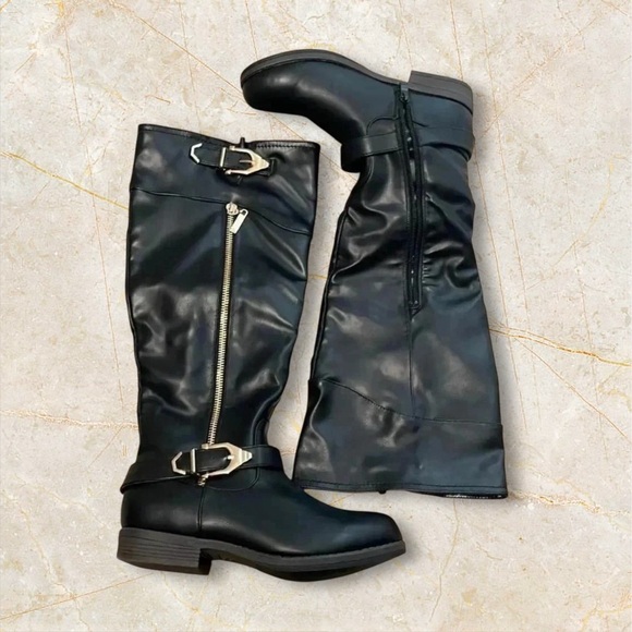 ❤️‍🔥NWOB - Black knee-high boots with gold zipper on the side - Picture 1 of 6